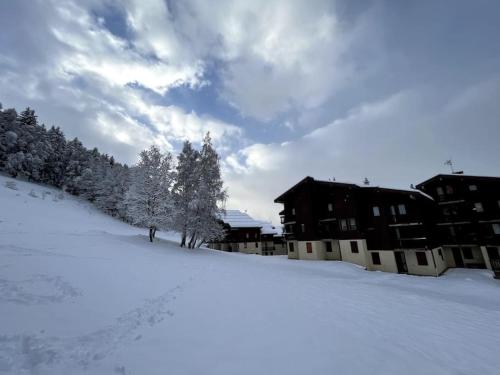 Superb studio Terrace Ski in Montchavin in Bellentre