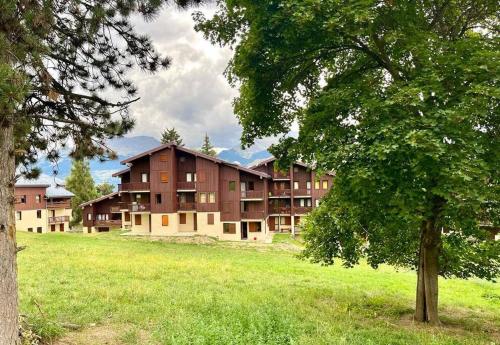 Superb studio Terrace Ski in Montchavin in Bellentre