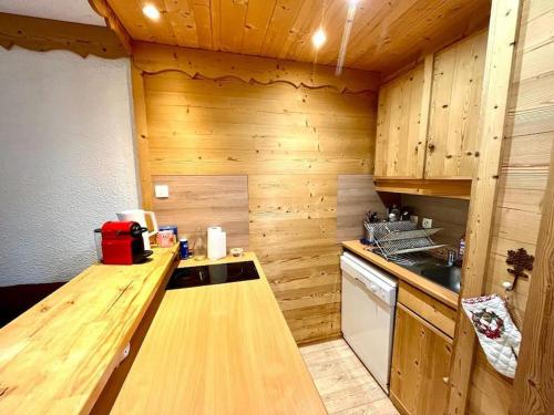 Superb studio Terrace Ski in Montchavin in Bellentre
