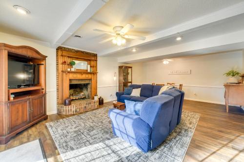Charming Emporia Home with Deck and Patio! in Emporia, USA
