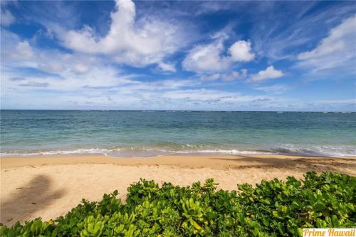 Beautiful Beachfront Condo