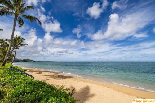 Beautiful Beachfront Condo