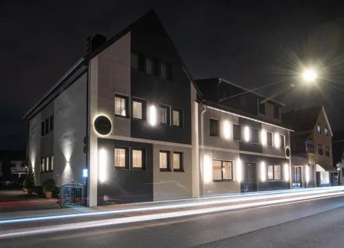 Neckarperle Mannheim-Heidelberg in Edingen-Neckarhausen, Deutschland