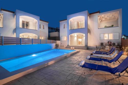 Splendid Zakynthos Villa - 2 Bedrooms - Ocean Pool Villa - Close to Amenities - Walking Distance to Beach