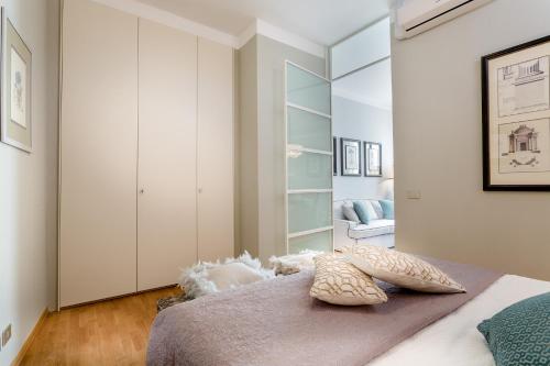 One-Bedroom Apartment image 10