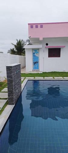 Royal Experience Pink Breeze Villa, Kuvathur ECR Highway Chennai in Kodapattinam