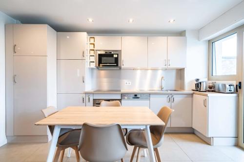 Nice bright one bedroom in the heart of Cannes - image 4