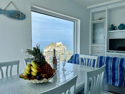 Bella Tropea Suite - image 4