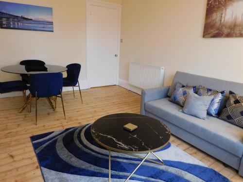 Beautiful & spacious 2 bed apt in Glasgow West End, Glasgow (Foto 9)