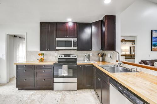 Convenient Wellington Home Pets Welcome! in Wellington, USA