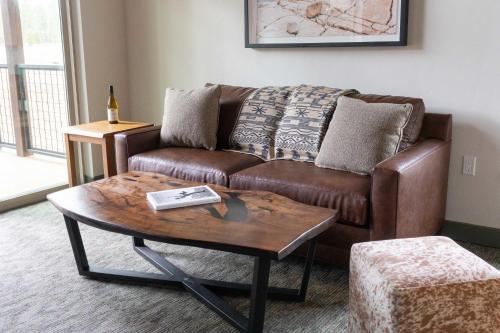 2 bedrooms, 3 beds