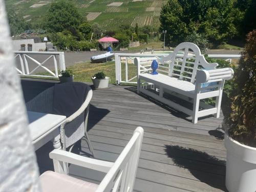 Kert, Wohnen direkt an Mosel und Goldbach in Bernkastel-Kues
