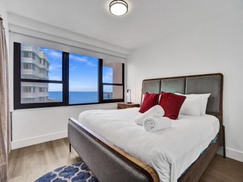 Ocean View Condo Beach Service 1504 in Miami Beach, USA