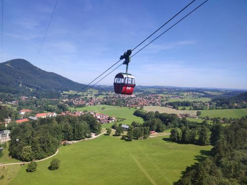 ciao-aschau Haus zur Burg Ap112 Burgblick