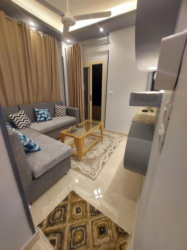 Luxor apartment, Luxor