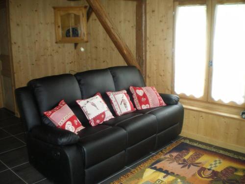 Apartment with one bedroom in Taninges with wonderful mountain view furnished balcony and WiFi 7 km from the slopes - image 11