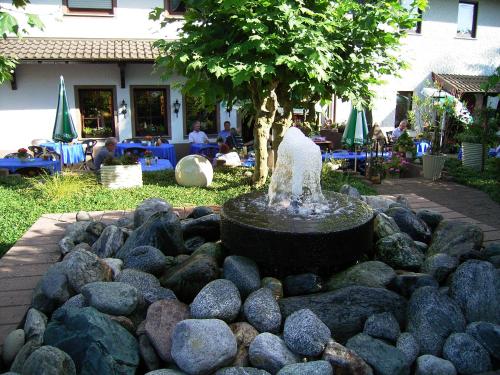 Restauracja, Hotel Mühlenthal GmbH (Hotel Muhlenthal GmbH) in Schwalbach