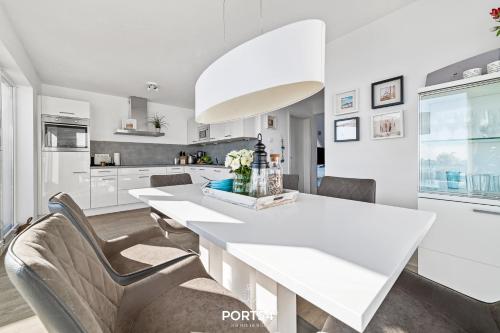 Kitchen, Sea Bay in Olpenitz