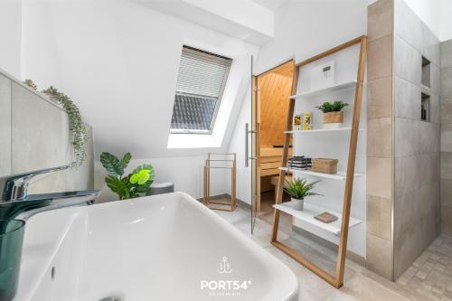 Holiday Home image 10