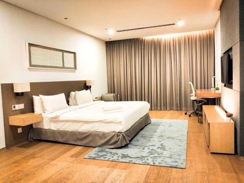 THE APARTMENT at 188 SUITES KLCC - image 13