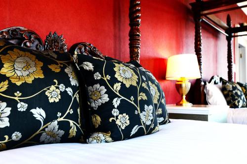 Columba Hotel - image 3