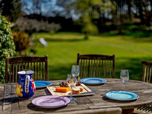 Facilities, 4 Bed in West Holme DC204 in East Stoke