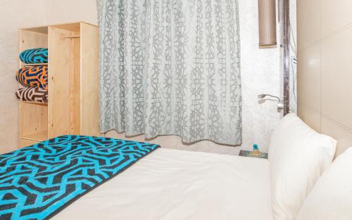 Sleeps 3
