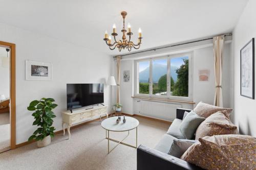 Lakeview apartment in beautiful Oberhofen photo 3