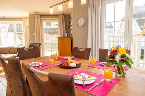 مطبخ, Mine Heimat een, moderne und komfortable Reet-Doppelhaushälfte für 4 Personen in Zingst (Mine Heimat een, moderne und komfortable Reet-Doppelhaushalfte fur 4 Personen in Zingst) in زينجست
