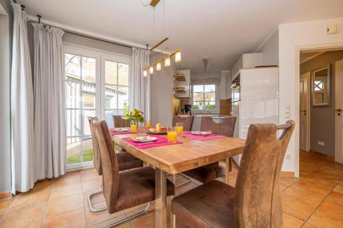 مطبخ, Mine Heimat een, moderne und komfortable Reet-Doppelhaushälfte für 4 Personen in Zingst (Mine Heimat een, moderne und komfortable Reet-Doppelhaushalfte fur 4 Personen in Zingst) in زينجست