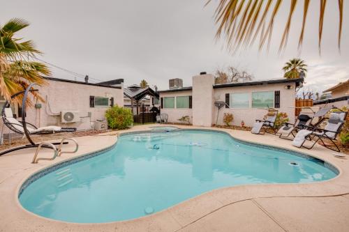 Pet-Friendly Las Vegas Home Shared Pool and Hot Tub, Las Vegas (foto 4)