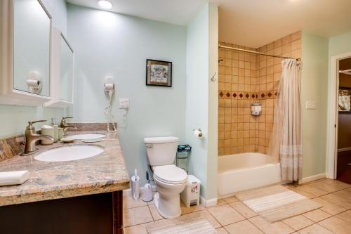 Pet-Friendly Las Vegas Home Shared Pool and Hot Tub, Las Vegas (foto 3)