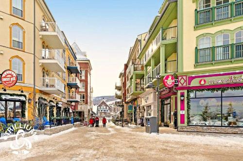 Steps to the Hill 1 Bedroom CraveTV in The Blue Mountains (ON)