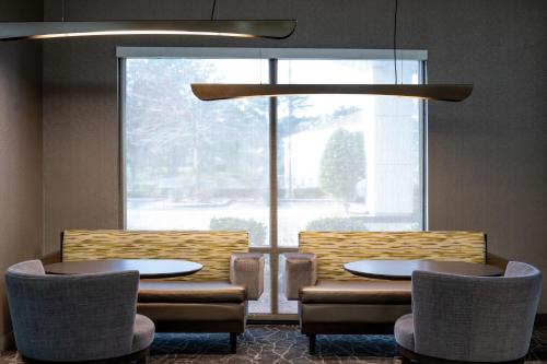 SpringHill Suites Gainesville - image 13