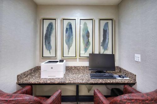 Hampton Inn Sierra Vista - image 2