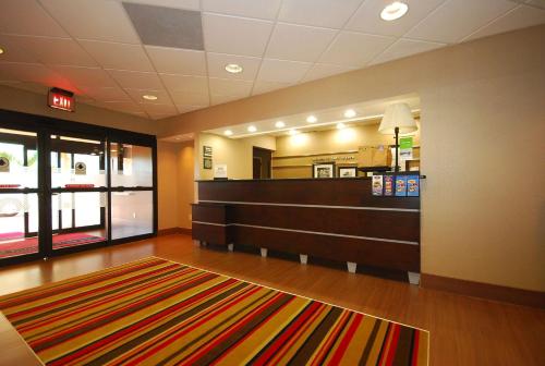 Hampton Inn Fort Myers-Airport & I-75