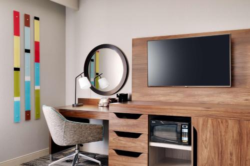 Hampton Inn & Suites Ft. Worth-Burleson - image 12