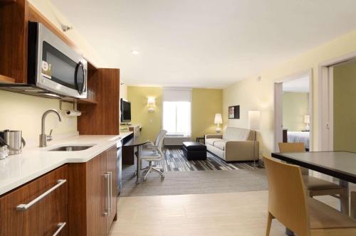 Home2 Suites by Hilton Biloxi/North/D'Iberville