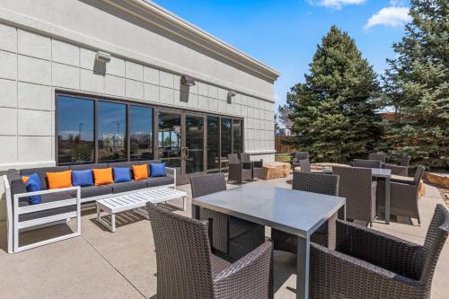 Hampton Inn & Suites Greeley