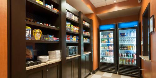 Hampton Inn & Suites Seneca-Clemson Area - image 11
