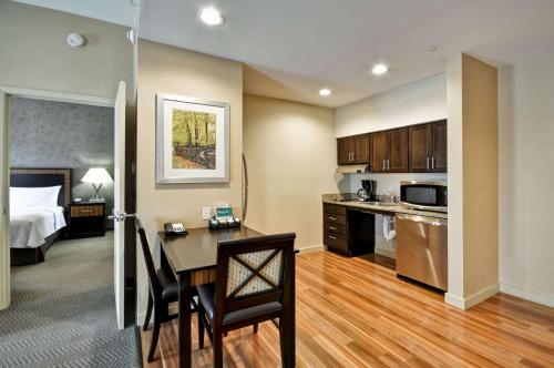 Homewood Suites by Hilton Hartford / Southington CT