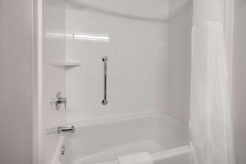 Hampton Inn Hot Springs - image 14