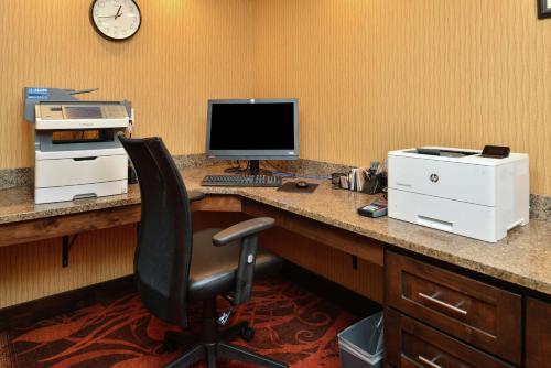 Hampton Inn Idaho Falls / Airport - image 6