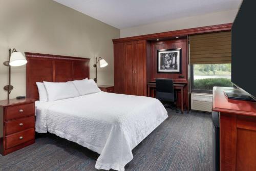 1 queen bed