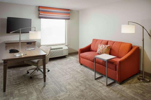 Hampton Inn by Hilton Garden City Long Island