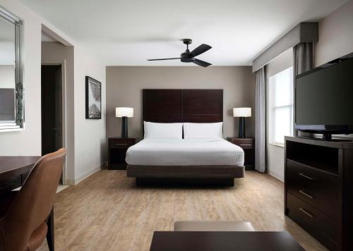 Homewood Suites by Hilton Carle Place - Garden City, NY