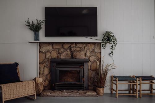 Iekārtas, Blue Lagoon Beach House - Absolute Beachfront! in Dodges Ferry