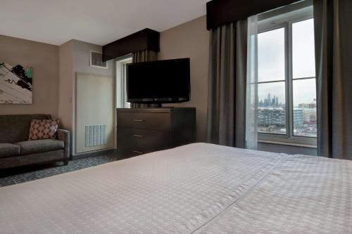 Homewood Suites by Hilton Edgewater-NYC Area - image 11