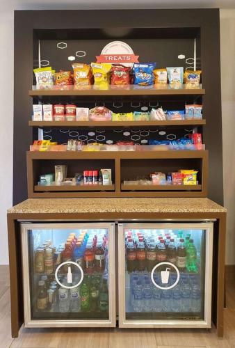 Hampton Inn Johnstown - image 13