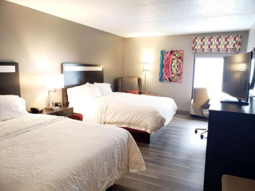 Queen Room with Two Queen Beds - Non-Smoking